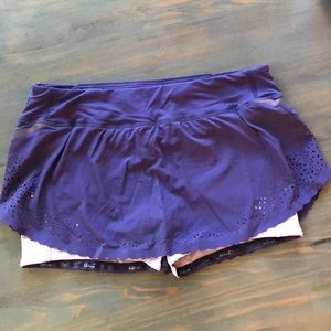 VINTAGE 🍋LULULEMON🍋TENNIS/RUN SKIRT SIZE 6!!